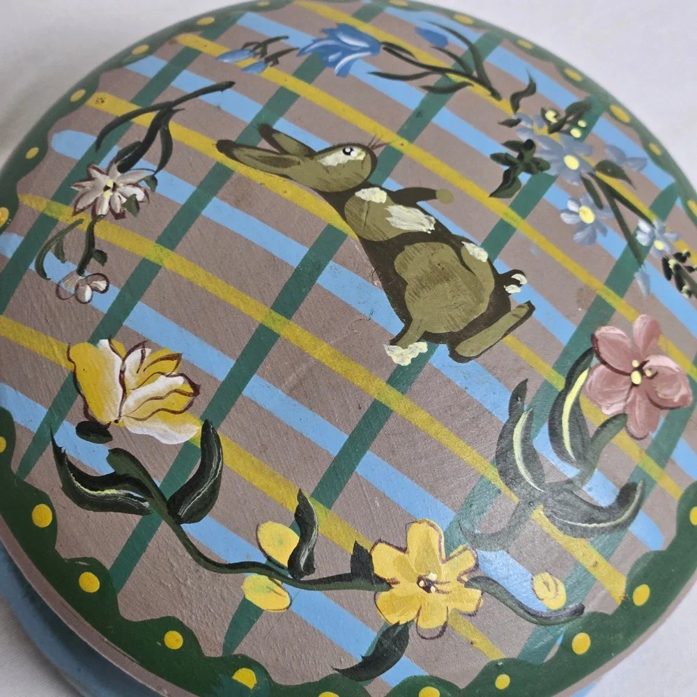 The Home Collection Hand-Painted‎ Trinket Box Bunny Rabbit Flowers 1997 Vintage